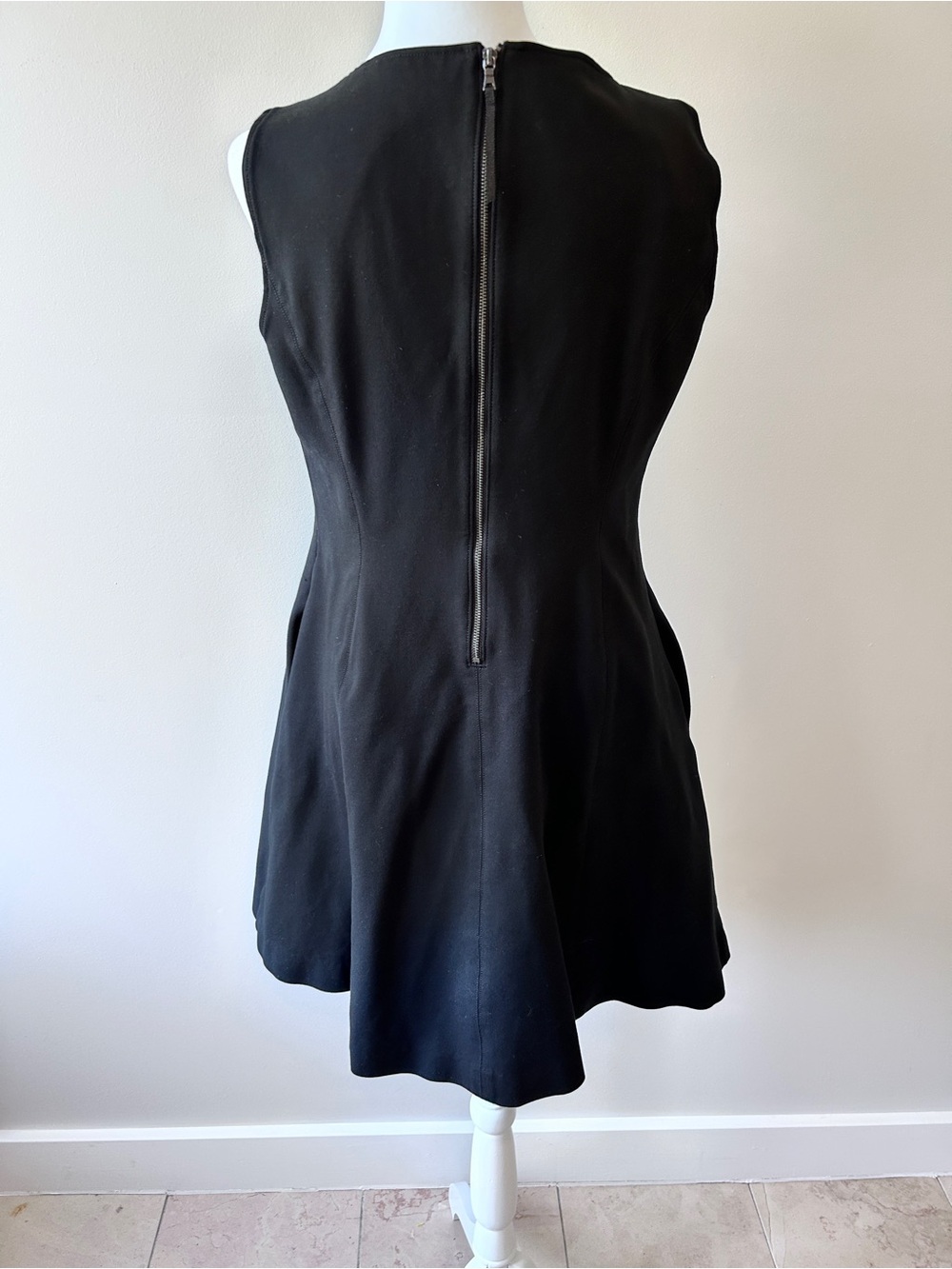 Spanx Women’s Size Large LBD Classic Black Sleeveless Fit Flare Dress Business - Picture 3 of 13